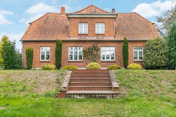 IMG_9946-HDR-L Blauer Himmel.jpg