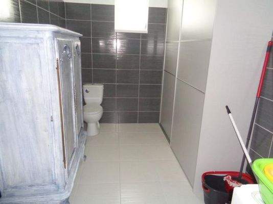 Gäste Wc/ Waschmaschinenraum+gr.Schrank