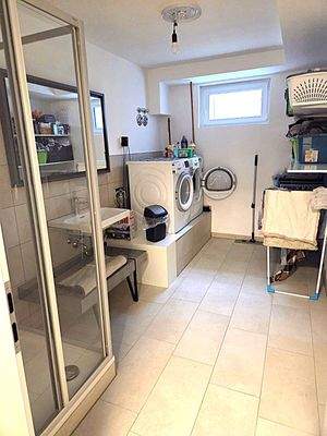 Waschraum incl. Dusche Kellergeschoss