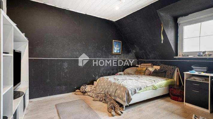 1. OG Schlafzimmer 1 2