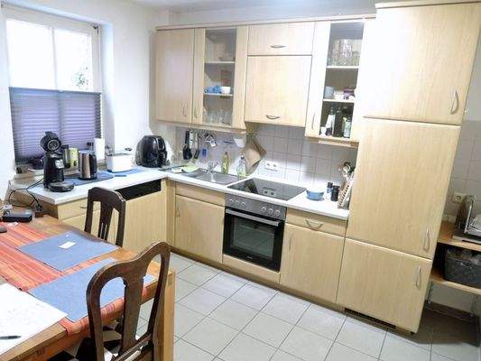 Integrierte Einbauküche im Wohn-/Esszimmer