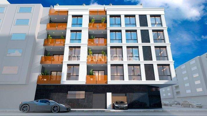 Flats in a Beachside Complex with Pool in Torrevieja Alicante