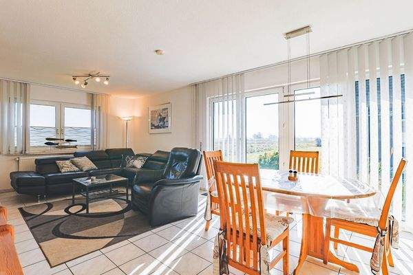 Ess-, Küchen- & Wohnbereich Ansicht I