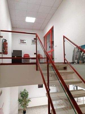 Aufgang zur Bürofläche