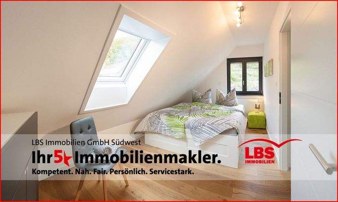 Schlafzimmer 1 im Dachgeschoß