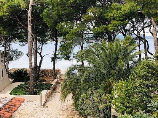 Der Garten bildet einen Rückzugsort zum Verlieben