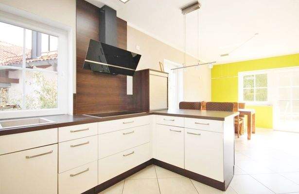 Küche mit Essbereich (EG)