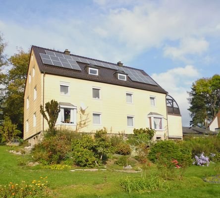 Haus von Garten aus