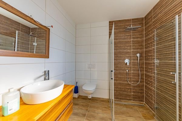 Badezimmer EG