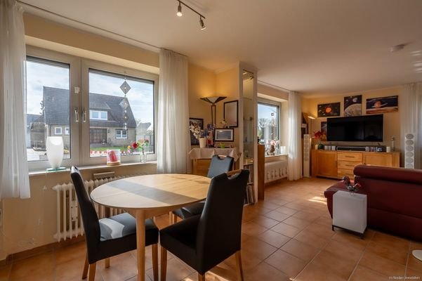 Essbereich im Wohnzimmer