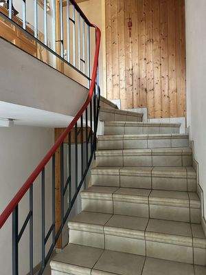 Treppenaufgang zum 1 OG