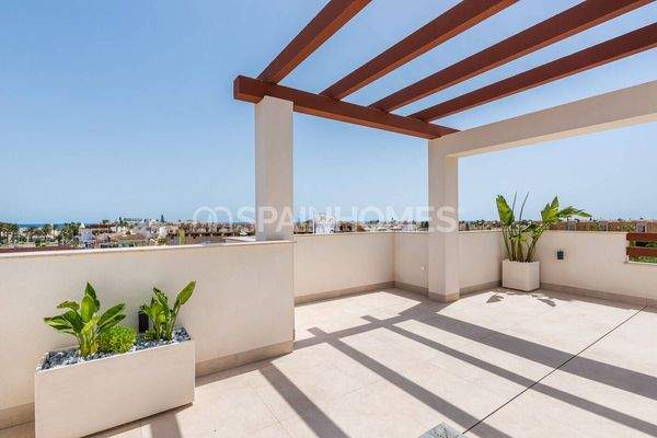 Fashionable Detached Houses Close to the Beach in Palomares