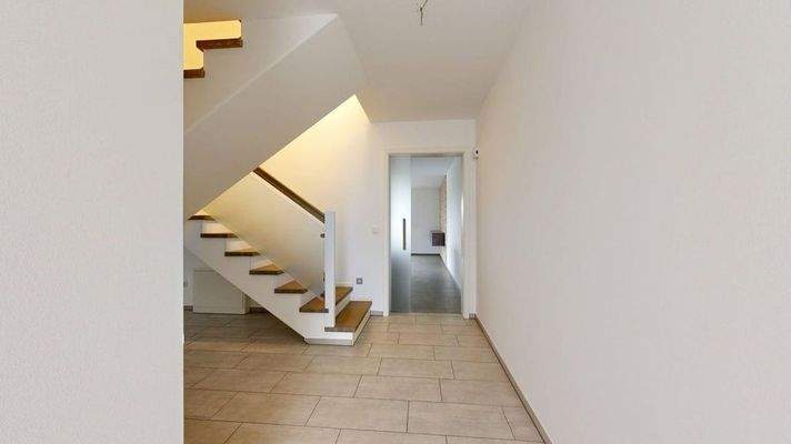 EG Eingang Richtung Wohnküche