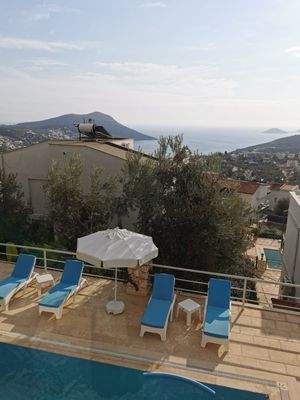 Vom Balkon auf dem Blick zum Meer