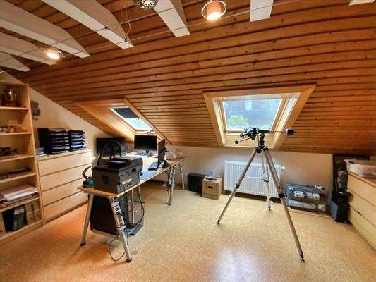 Büro Dachgeschoss