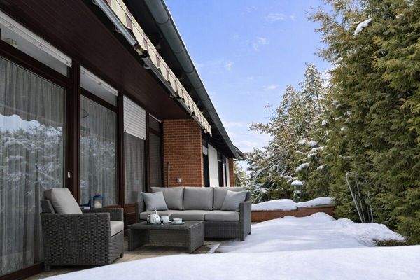 Bild Terrasse und Haus