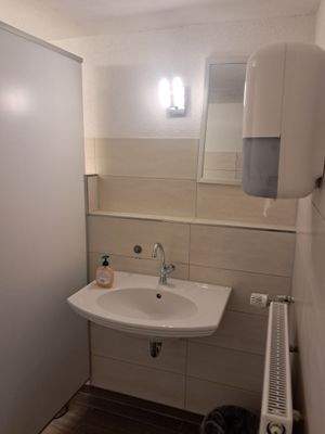 Moderner Sanitärbereich