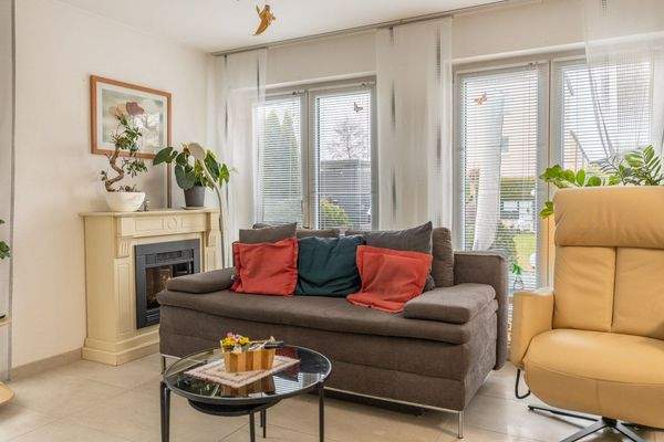 Geschmackvolle Gartenwohnung von 2013 – modern, hell und ideal gelegen