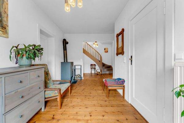 Eingangsbereich + Flur