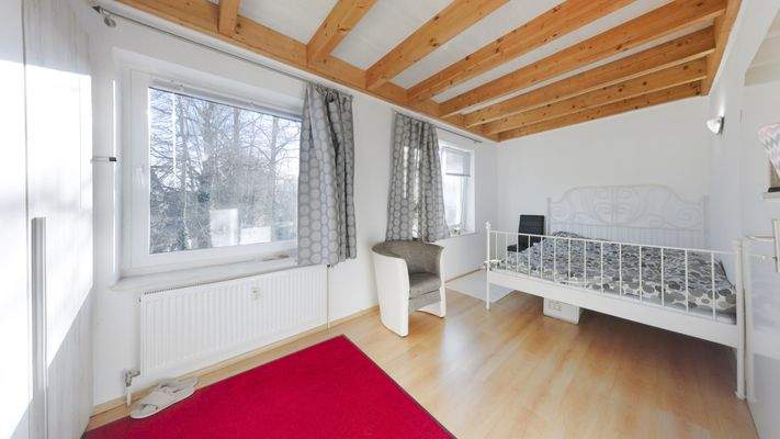 Schlafzimmer DG_Wohnung Seiteneingang