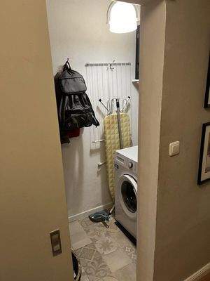 Abstellraum mit Waschmaschine