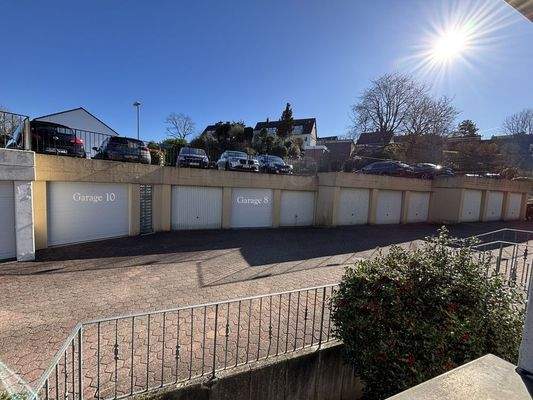 Garagen 8 u. 10
