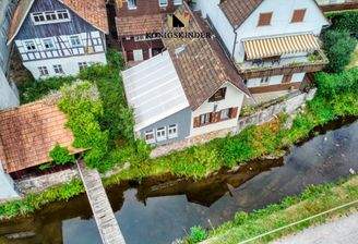 Luftaufnahme Ferienhaus mit Wintergarten
