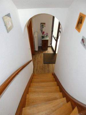 Vorderhaus-Holztreppe