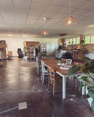 Blick in den großen Gewerberaum