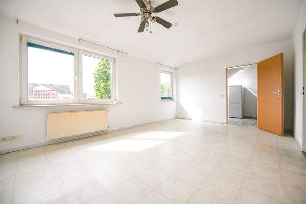 DG - Wohn- / Esszimmer