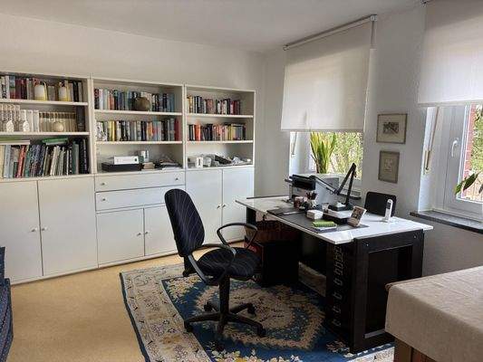 Zimmer OG. große Wohnung