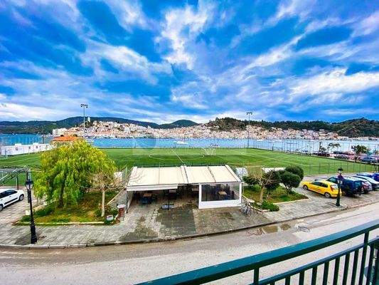 img_efa25c71-82eb-4f1f-bb97-13f28b6bd9ae