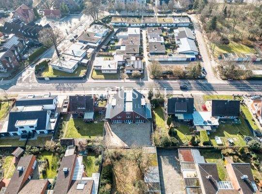 Die Gartenbereiche bieten Ruhe und Privatsphäre trotz zentraler Lage