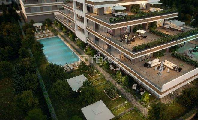 Apartments with a Pool on the Main Road in Antalya Aksu