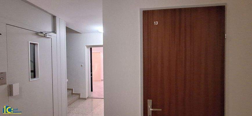 Zugang zur Wohnung, Einlagerungsraum auf der gleichen Ebene