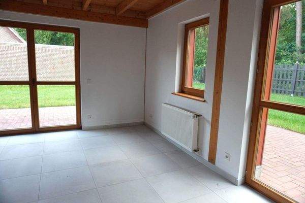 Büro-/Schlafzimmer oder Wohnzimmer