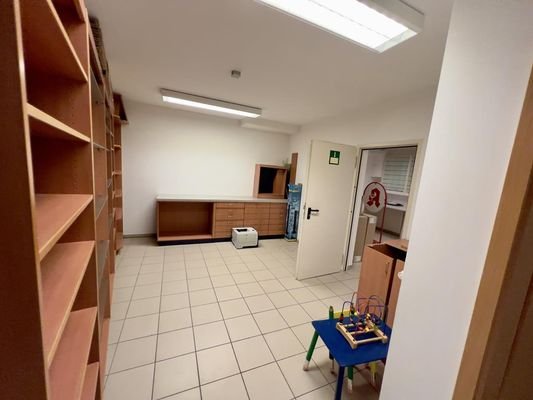 Gewerbefläche im KG
