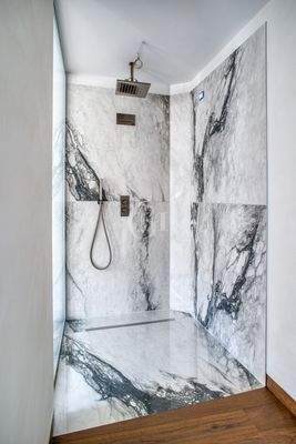 Dusche Hauptschlafzimmer