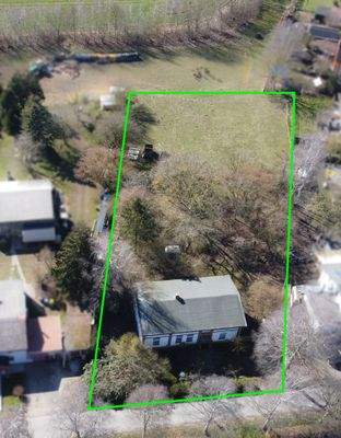 Grundstück mit Altbestand