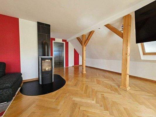 WZ, Kaminofen, Tür z. Schlafz.jpg