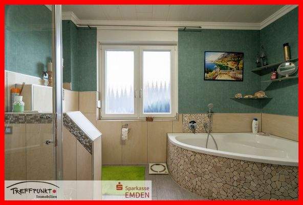 Tageslichtbadezimmer im Erdgeschoss