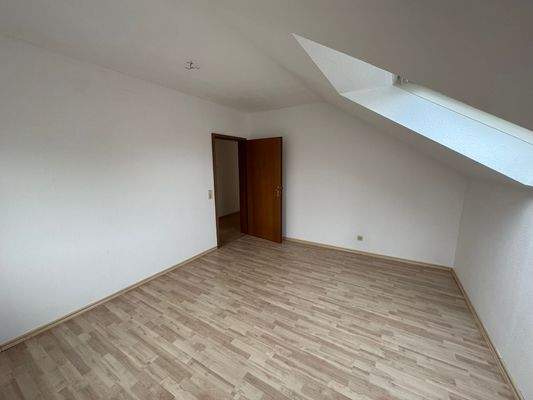 OG Raum 2 weitere Ansicht.JPEG