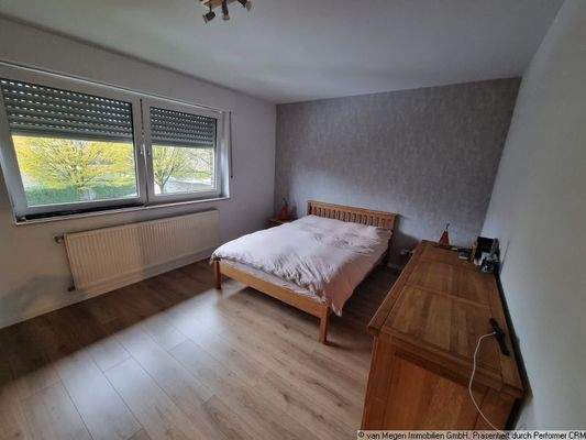 Schlafzimmer1