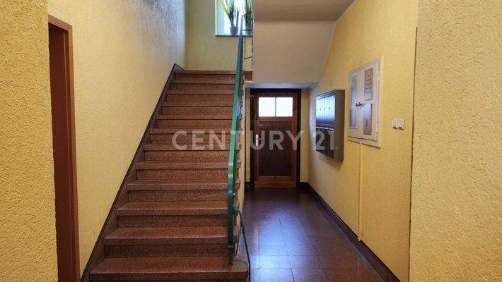 Hausflur - Hochparterre