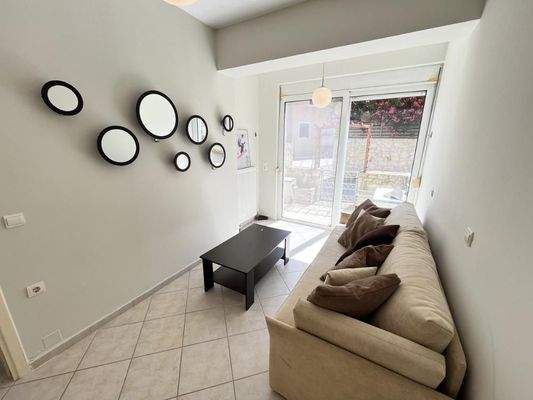 Kreta, Kournas: Schöne Villa mit drei Schlafzimmern, nur wenige Schritte vom Kournas-See entfernt