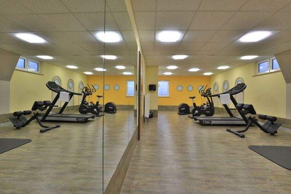 zugehöriger Fittnessbereich (Gemeinschaft)