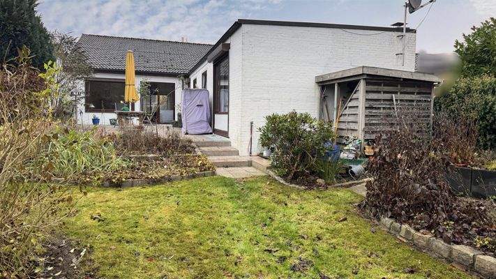 24993981_2-Aussen hinten.jpg