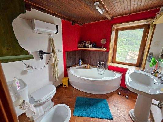 1000088095 - 1K JPEG.jpg