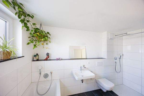 Badezimmer im Obergeschoss