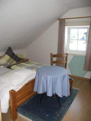 25 - DG Schlafzimmer 1